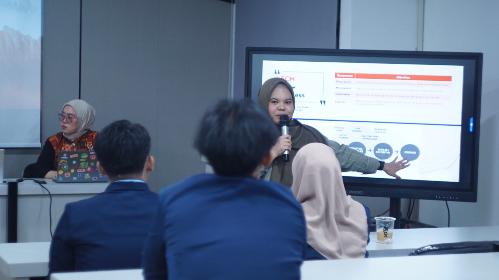 Mahasiswa Teknik Industri Nobel Indonesia Industri Terima Edukasi Ihwal GSCM